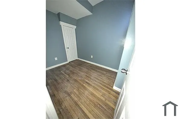 Building Photo - 736 S 12th St #1