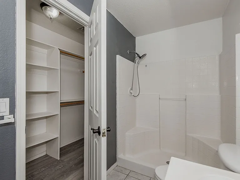 2195 E Emerald River Way — Photo 11