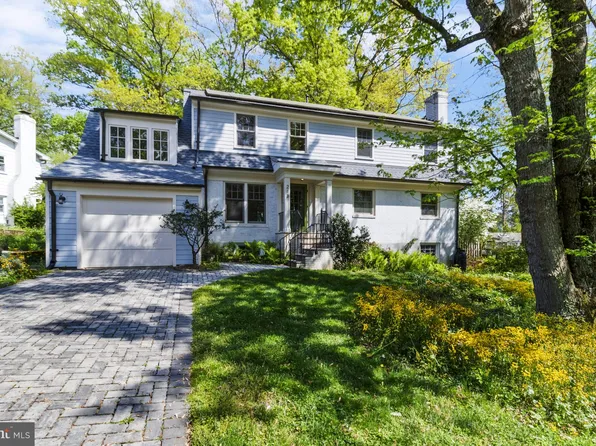 213 Ayr Hill Ave NE, Vienna, VA 22180