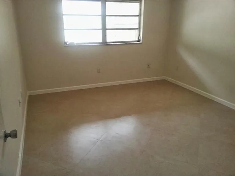 8108 SW 83rd St — Photo 31