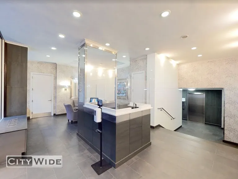 405 E 56th St #9L — Photo 4