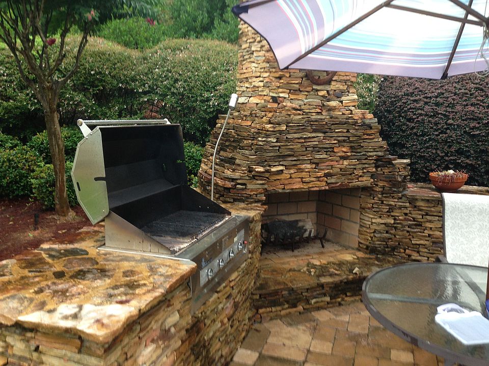 Updated Grill/Fireplace