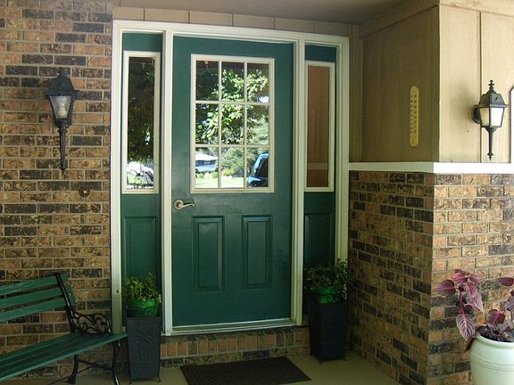 2nd image of 9508 Grandville Pl