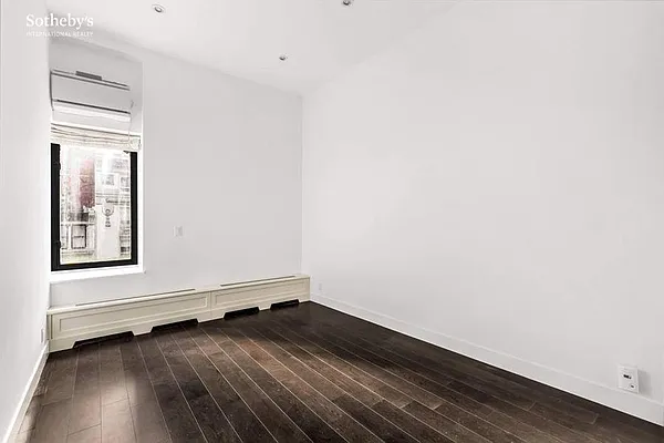 Rented by Sotheby's International Realty | media 9