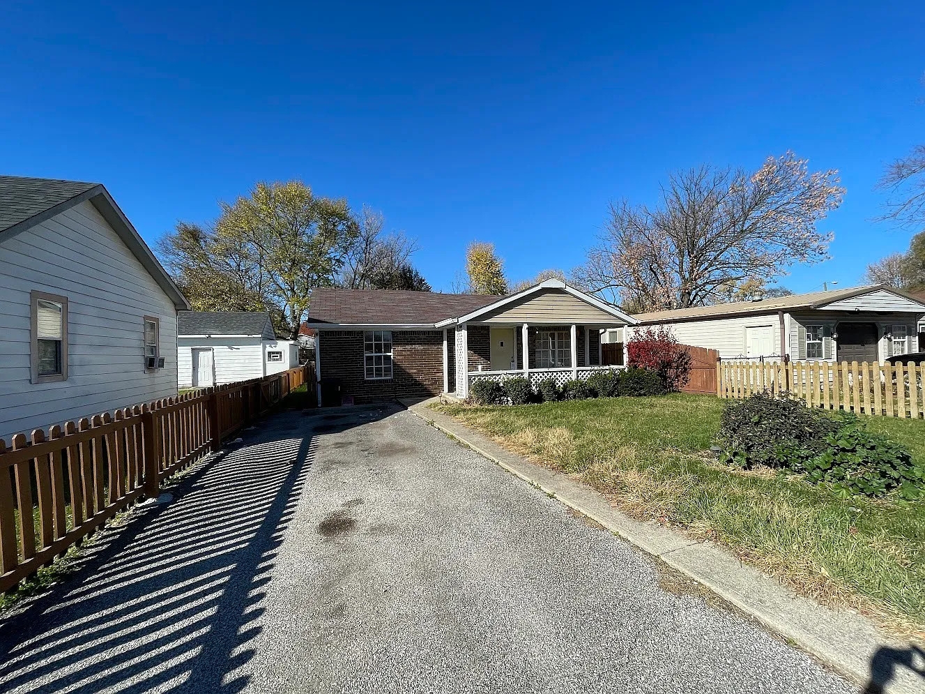 3040 Mars Hill St photo 1