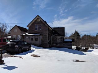 101 Buffalo Rd, Negaunee, MI 49866