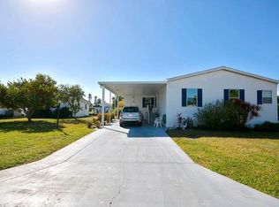 3791 Royal Palm Dr, Saint James City, FL 33956