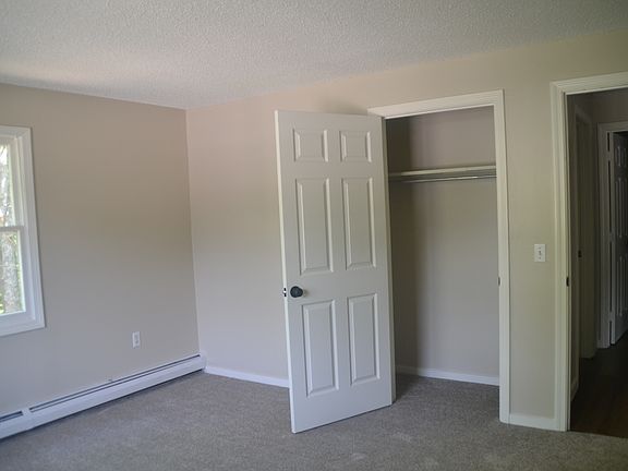 4th image of 12 Saint James Pl #1109