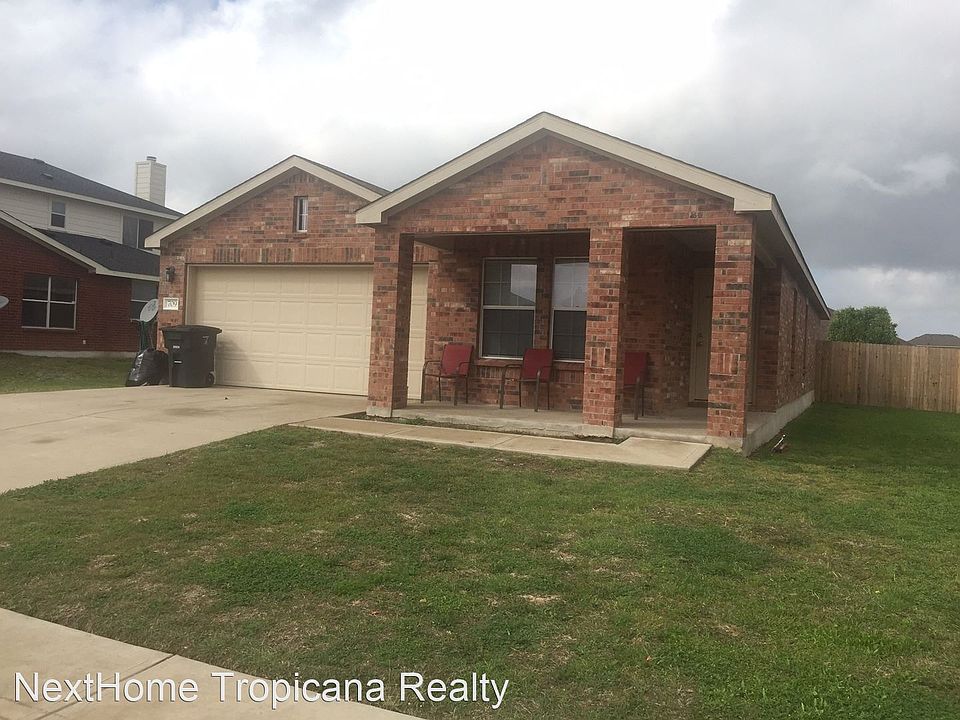 1st image of 709 Leo Ln