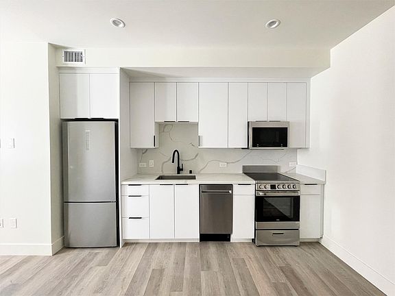 2nd image of 2002 4th Ave #209
