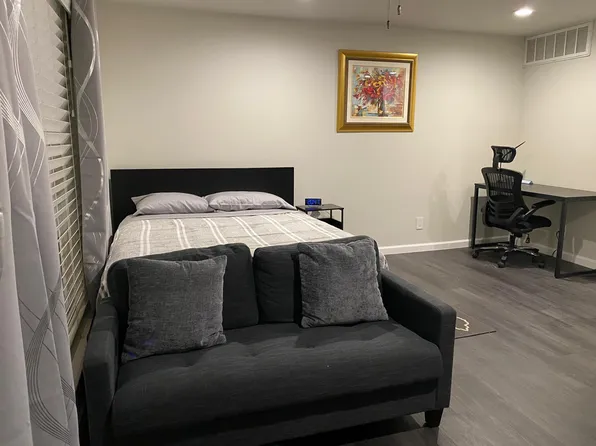 3110 Red River St APT 108, Austin, TX 78705