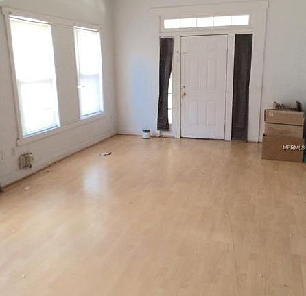 5th image of 3403 N 12th St