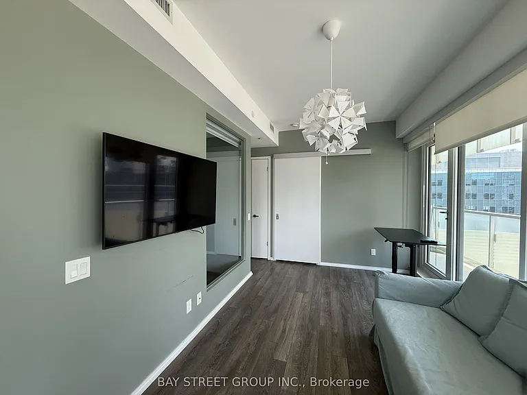 197 Yonge St #1709 — Photo 20