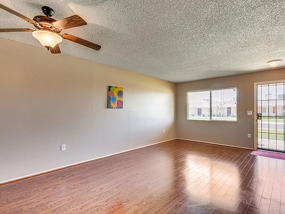 4th image of 11144 W Emerald Dr