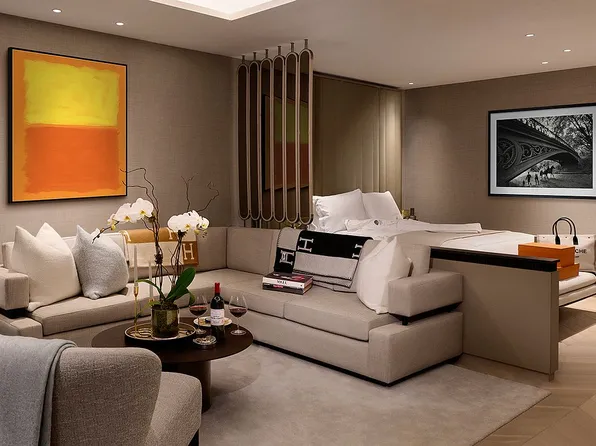 685 5th Ave #6E, New York, NY 10022