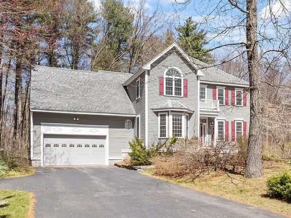 35 Cortland Cir #35, Lunenburg, MA 01462