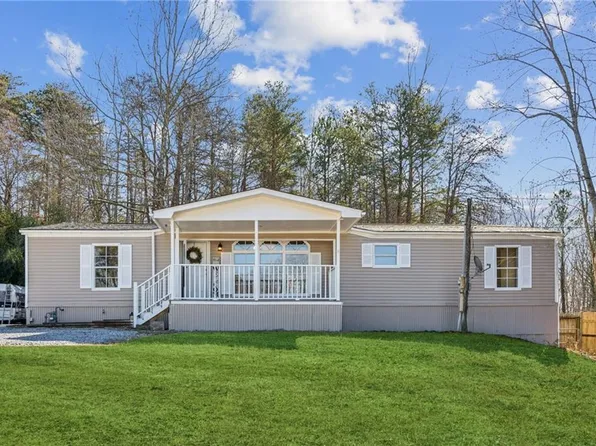 6239 Malibu Rdg, Flowery Branch, GA 30542