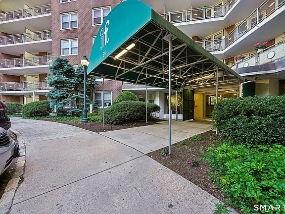 4th image of 91 Strawberry Hill Avenue #1134