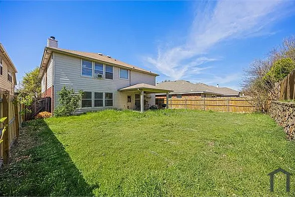 5 bed, 3092 sqft, $3,954 — Photo 2