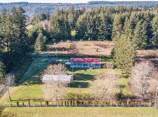 50 S Sunrise Blvd, Camano Island, WA 98282