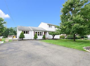 804 Country Club Rd, Vestal, NY 13850