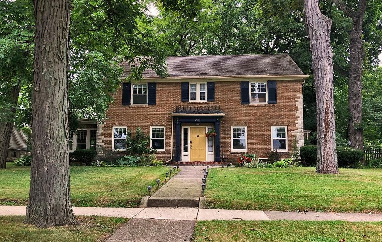2110 Harlem Blvd, Rockford, IL 61103 Zillow
