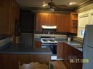 1831 Grande Ave SE, Cedar Rapids, IA 52403