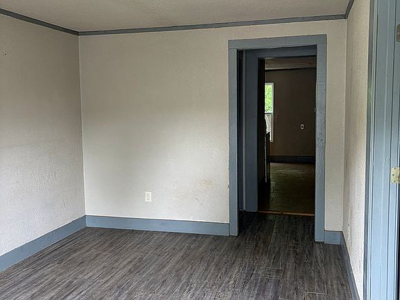3rd image of 2810 N Albert Pike Ave