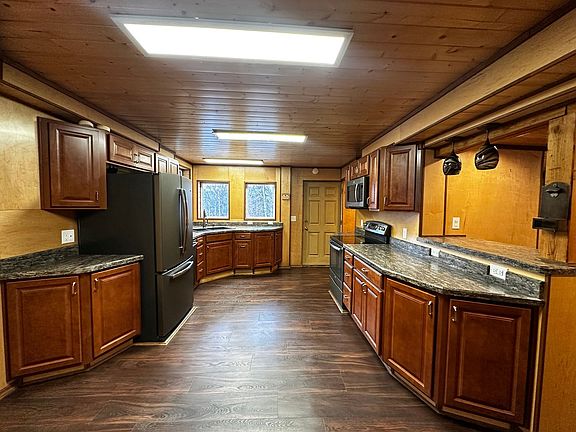2nd image of 2954 Guinevere Pl