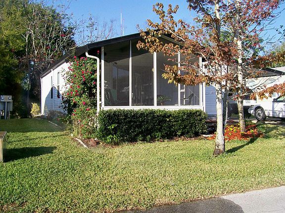 Shows Screened Porch