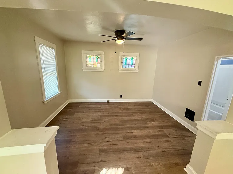 4628 Ray Ave — Photo 9