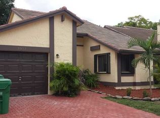 9552 SW 148th Avenue Cir N, Miami, FL 33196