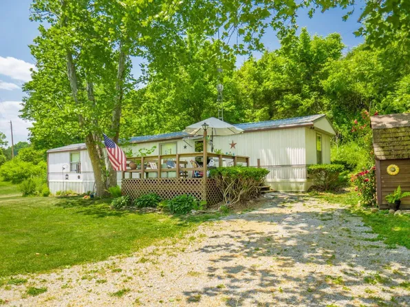 99 Ripley Pike, Manchester, OH 45144