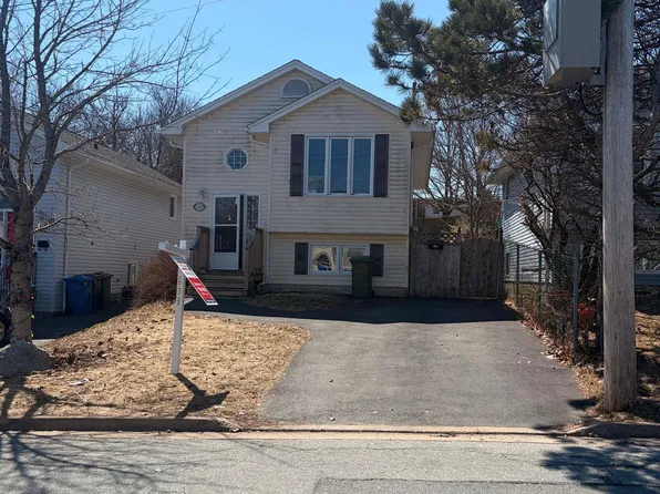102 Abrams Way, Halifax, NS B3P 2S1
