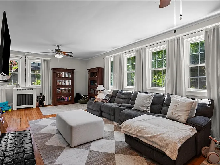 116 Soundview Ave — Photo 12