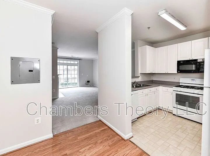 2710 Bellforest Ct #207 — Photo 15