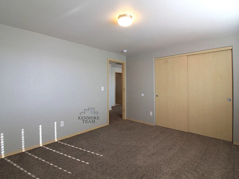 4414 Moline Ln — Photo 10