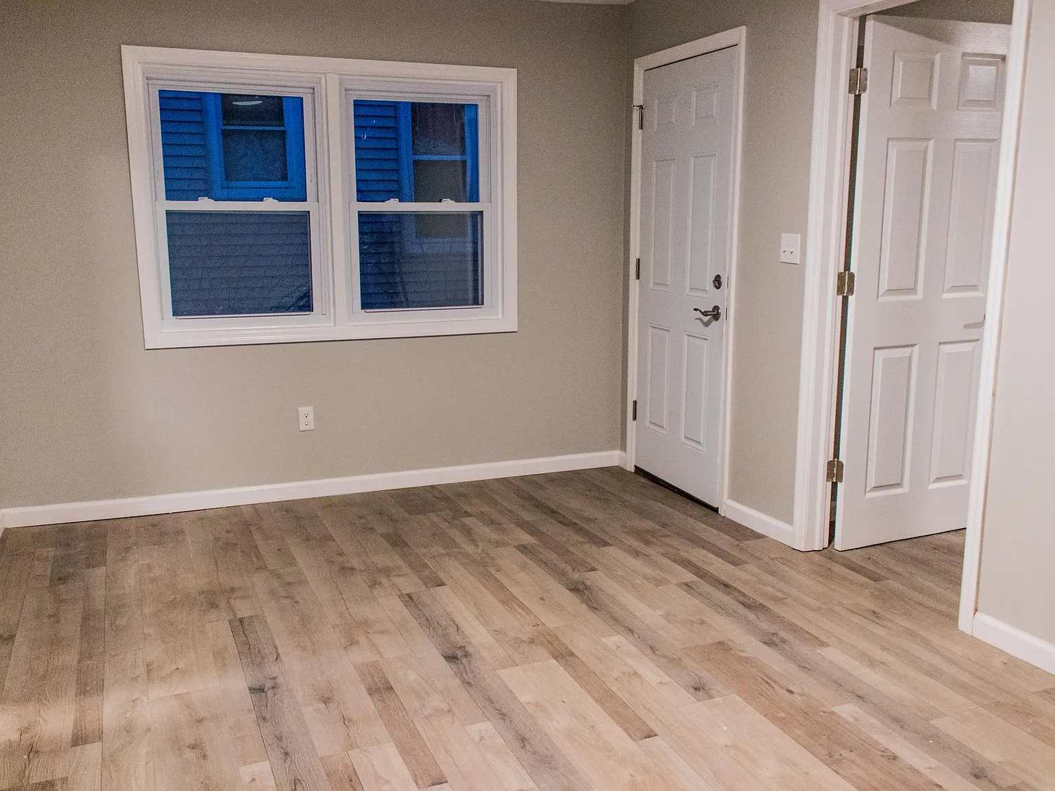 2 bed, 800 sqft, $1,950 — Photo 4