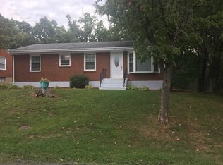 1007 Summit Ln NW, Roanoke, VA 24017