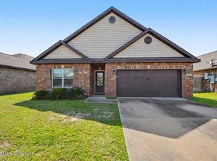 109 Clear Springs Cir, Ocean Springs, MS 39564