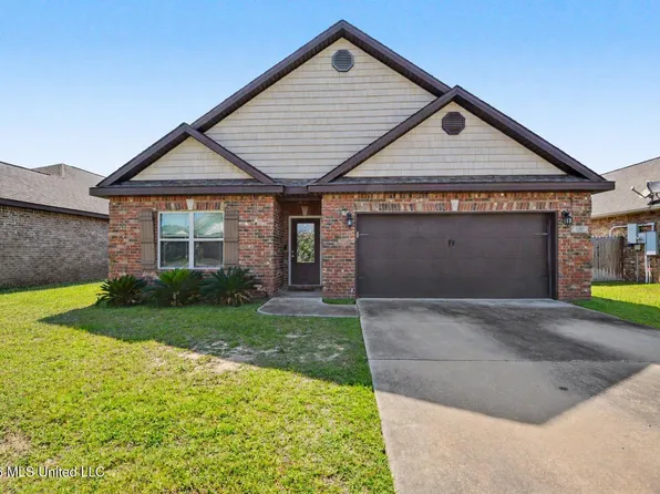109 Clear Springs Cir, Ocean Springs, MS 39564
