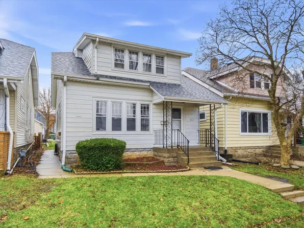 2219 South 70th STREET #2221, West Allis, WI 53219