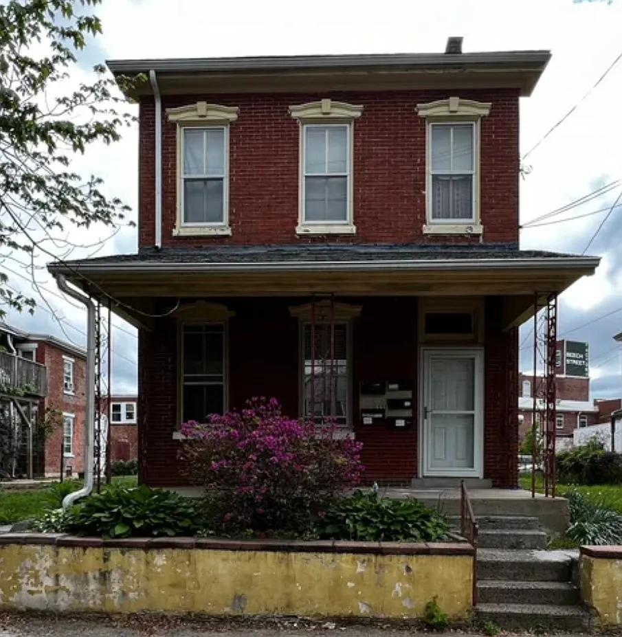 230 N Charlotte Street Pottstown, PA — Photo 1