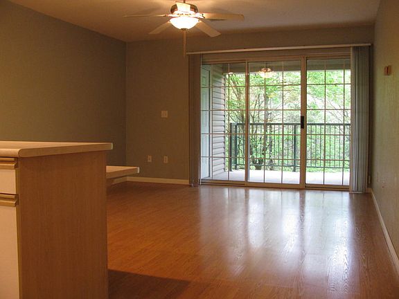 5th image of 400 E Rockford Dr APT 203