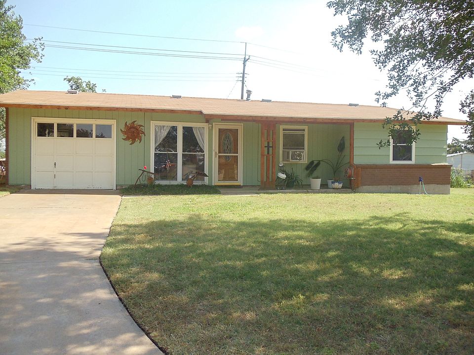2nd image of 2819 NW Ozmun Ave
