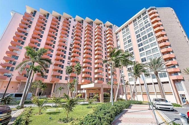 1st image of 2800 Collins Ave #702