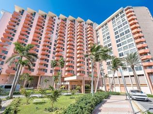 2800 Collins Ave #702, Miami Beach, FL 33140