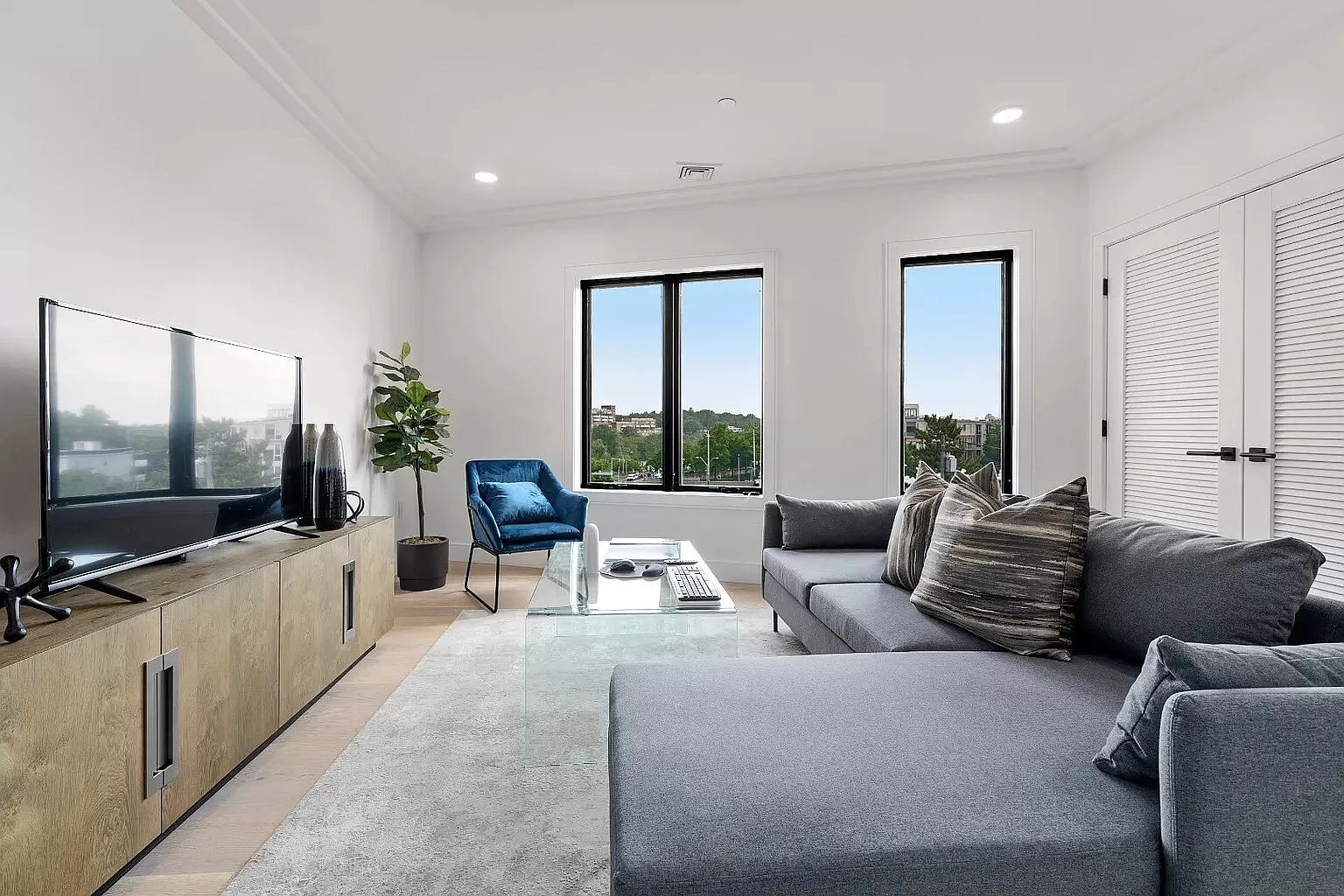 Studio, 1.0 bath, 480 sqft, $2,750 — Photo 3