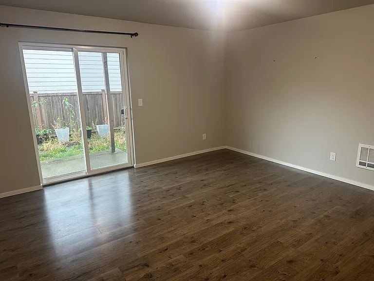 8831 56th Pl NE — Photo 10