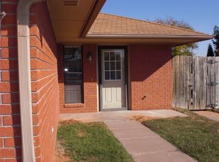 900 N Elm St, Weatherford, OK 73096